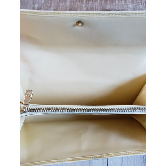 Louis Vuitton Wallet Epi Leather Butter Yellow French Flap VTG Compact Clutch LV - Picture 12 of 13